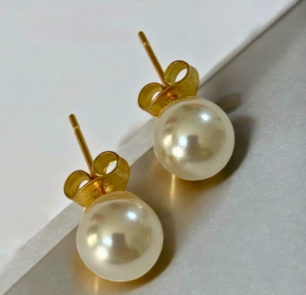 l u n a pearls