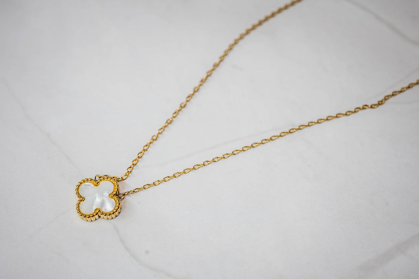 4 clover necklace (18k gold)