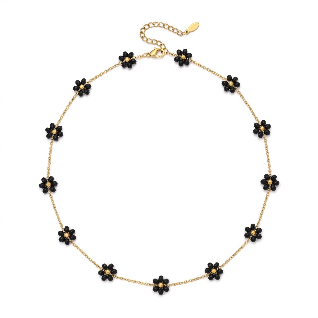 Every Daisy Necklace