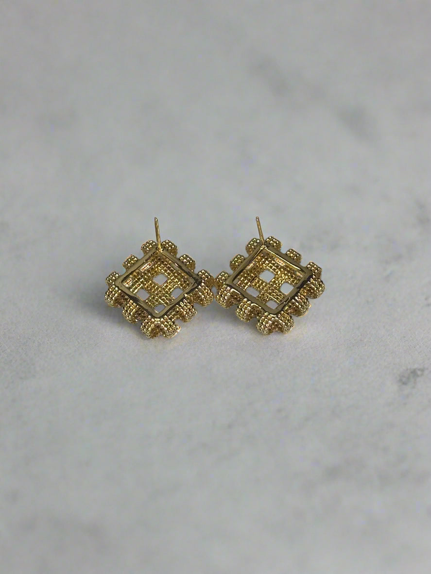 waffle earring